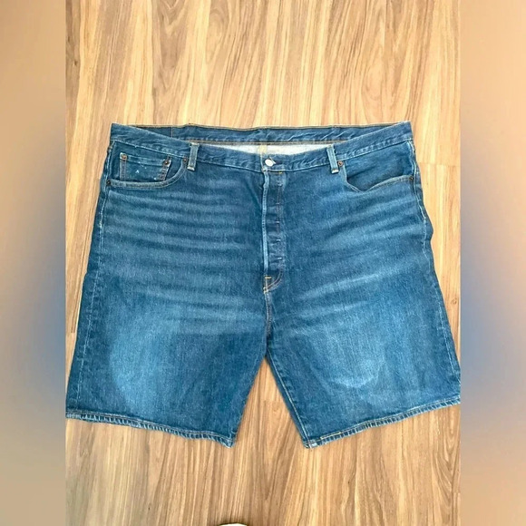 Levi’s 501 ORIGINAL FIT HEMMED 9" MEN'S SHORTS size 44 waist - Picture 1 of 8